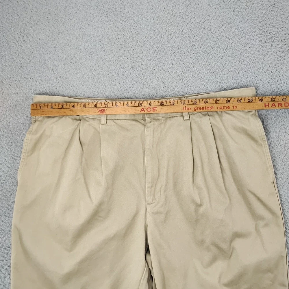 Alabama Crimson Tide Shorts Men 42 Khaki Pleated Elephant Embroidery Cutter Buck